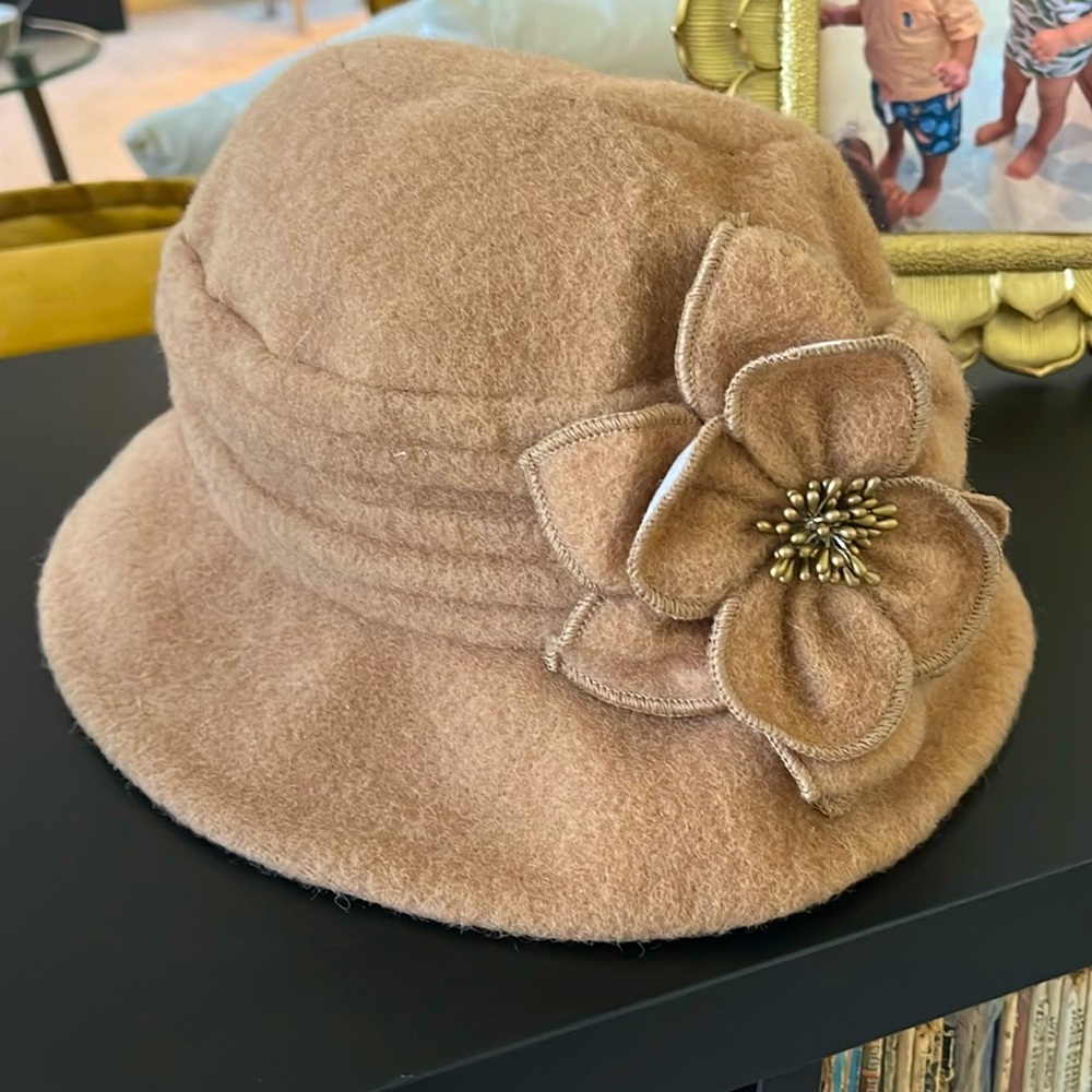 Lawliet wool/acrylic hat